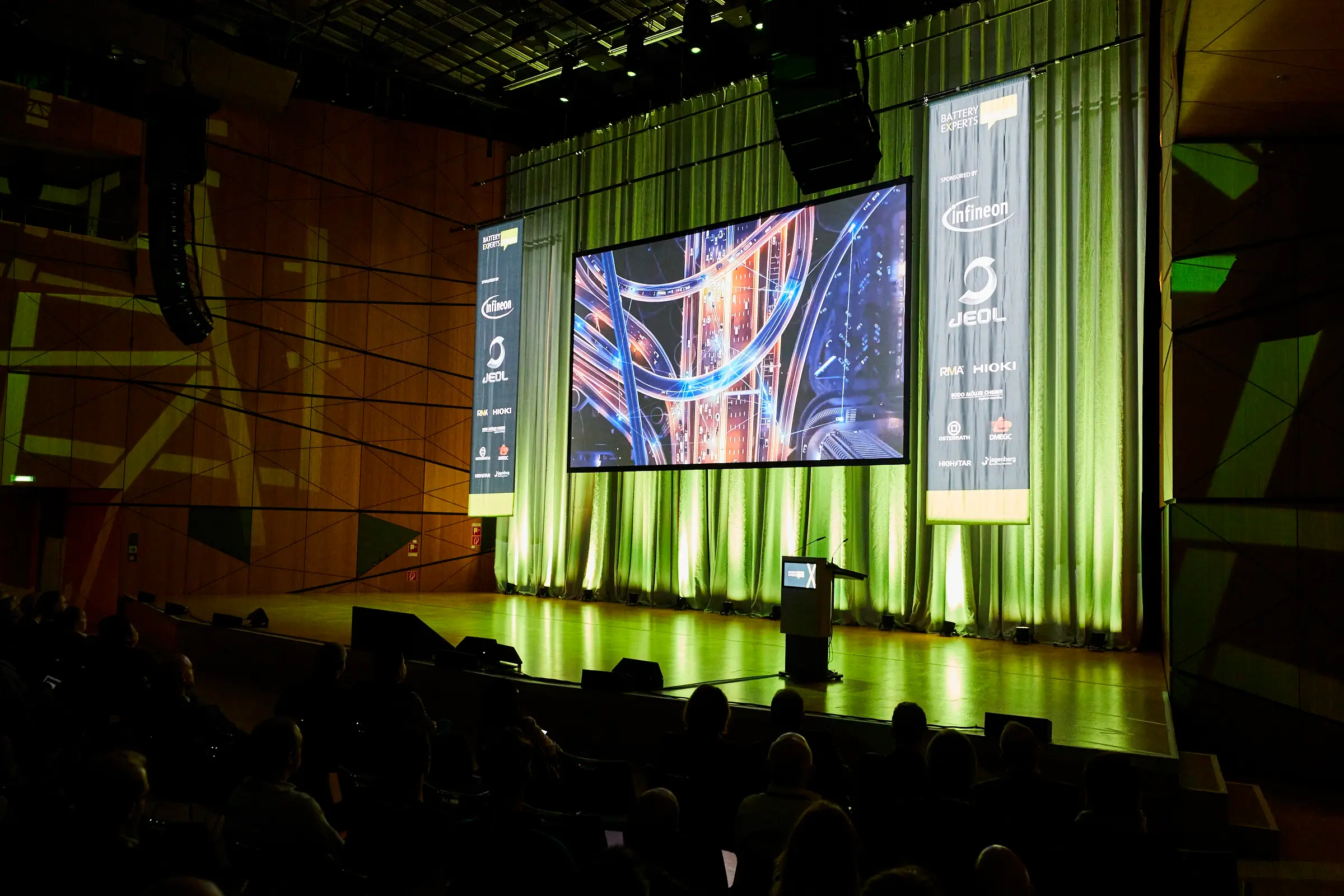 Bühnendarstellung des Battery Expers Forum
